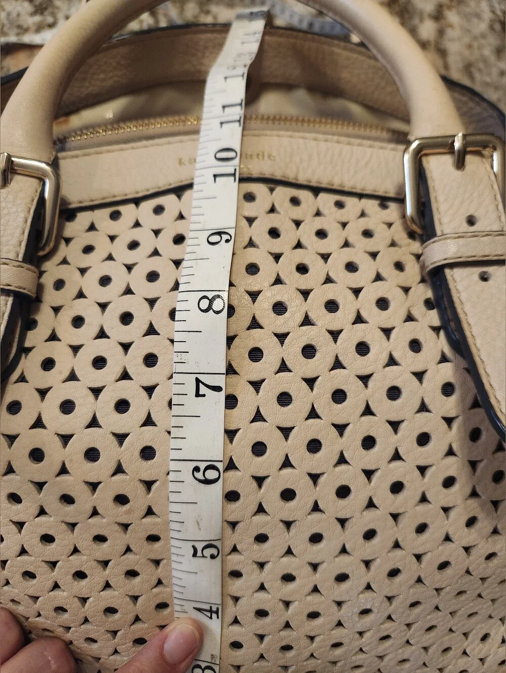 Kate Spade NY Handbag Mercer Isle Sloan Leather Satchel Cream GUC Laser Cut